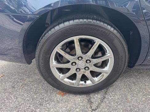 Used 2007 Buick Lucerne CXL image 8