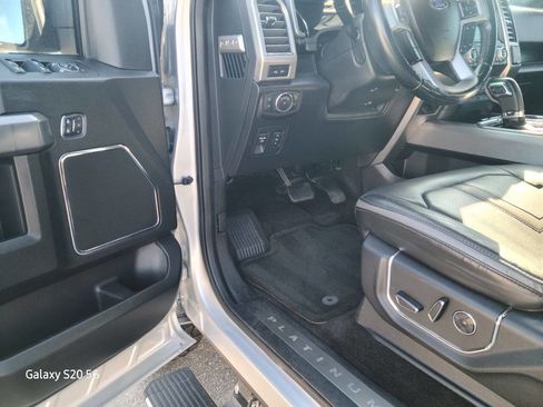 Used 2018 Ford F150 Platinum w/ Equipment Group 701A Luxury image 24