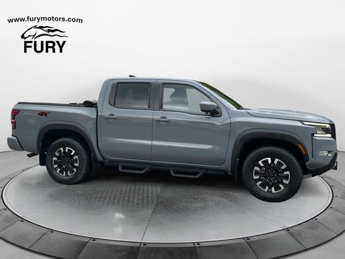 Used 2023 Nissan Frontier PRO-4X w/ Pro Convenience Package AWD/4WD image 3
