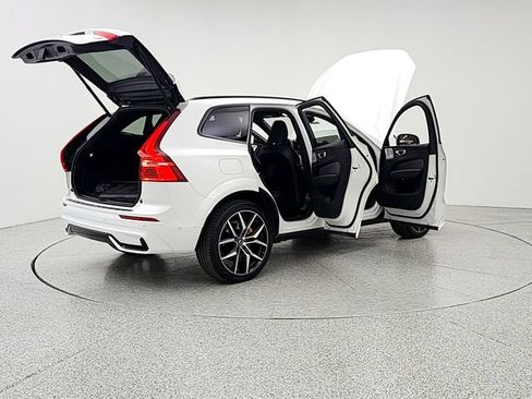 Certified 2024 Volvo XC60 T8 Polestar w/ Protection Package Premier AWD/4WD image 11