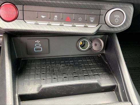 Used 2024 Ford Mustang GT Premium image 31