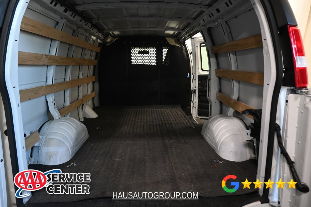 Used 2025 GMC Savana 2500 w/ Driver Convenience Package RWD image 23
