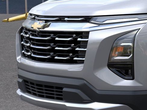 New 2026 Chevrolet Equinox LT w/ Safety and Technology Package image 13