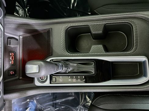 Used 2024 Nissan Sentra SV image 22