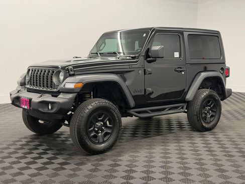 Used 2025 Jeep Wrangler Sport AWD/4WD image 1