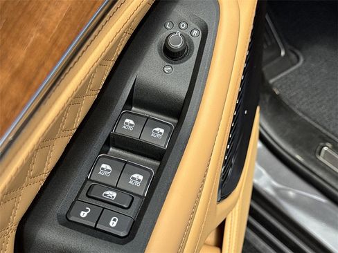 New 2025 Jeep Grand Cherokee L Summit image 22