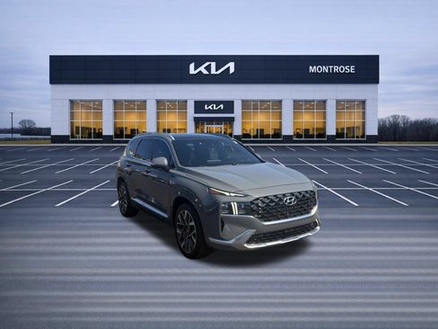Used 2022 Hyundai Santa Fe Calligraphy FWD image 3