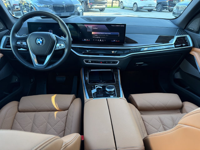 Certified 2024 BMW X5 xDrive50e w/ Premium Package AWD/4WD image 13