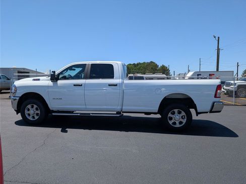 Used 2024 RAM 2500 Big Horn AWD/4WD image 11