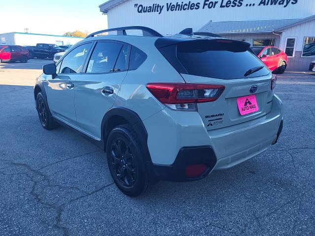 Used 2023 Subaru Crosstrek 2.0i Premium w/ Special Edition AWD/4WD image 6