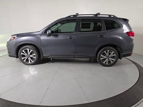 Used 2024 Subaru Forester Limited AWD/4WD image 2