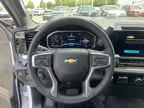 New 2025 Chevrolet Silverado 1500 LT image 31