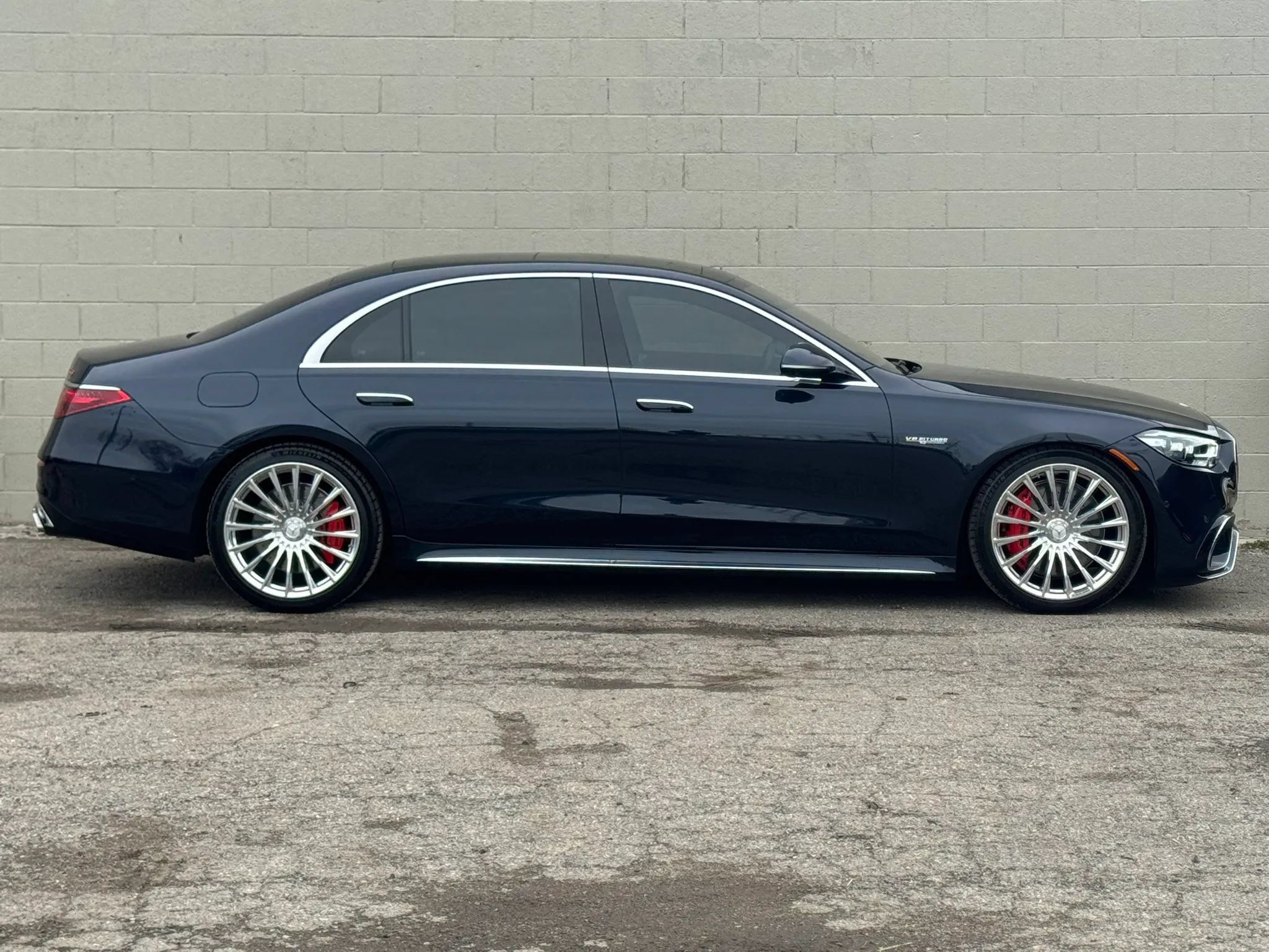 Used 2024 Mercedes-Benz S 63 AMG S image 12