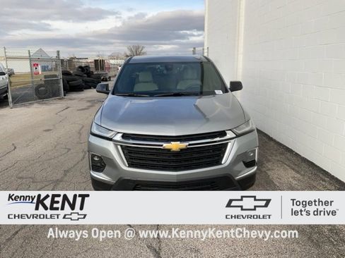 Certified 2023 Chevrolet Traverse LS w/ LPO, Floor Liner Package image 5