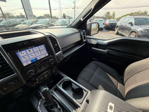 Used 2016 Ford F150 XLT w/ Equipment Group 302A Luxury AWD/4WD image 23