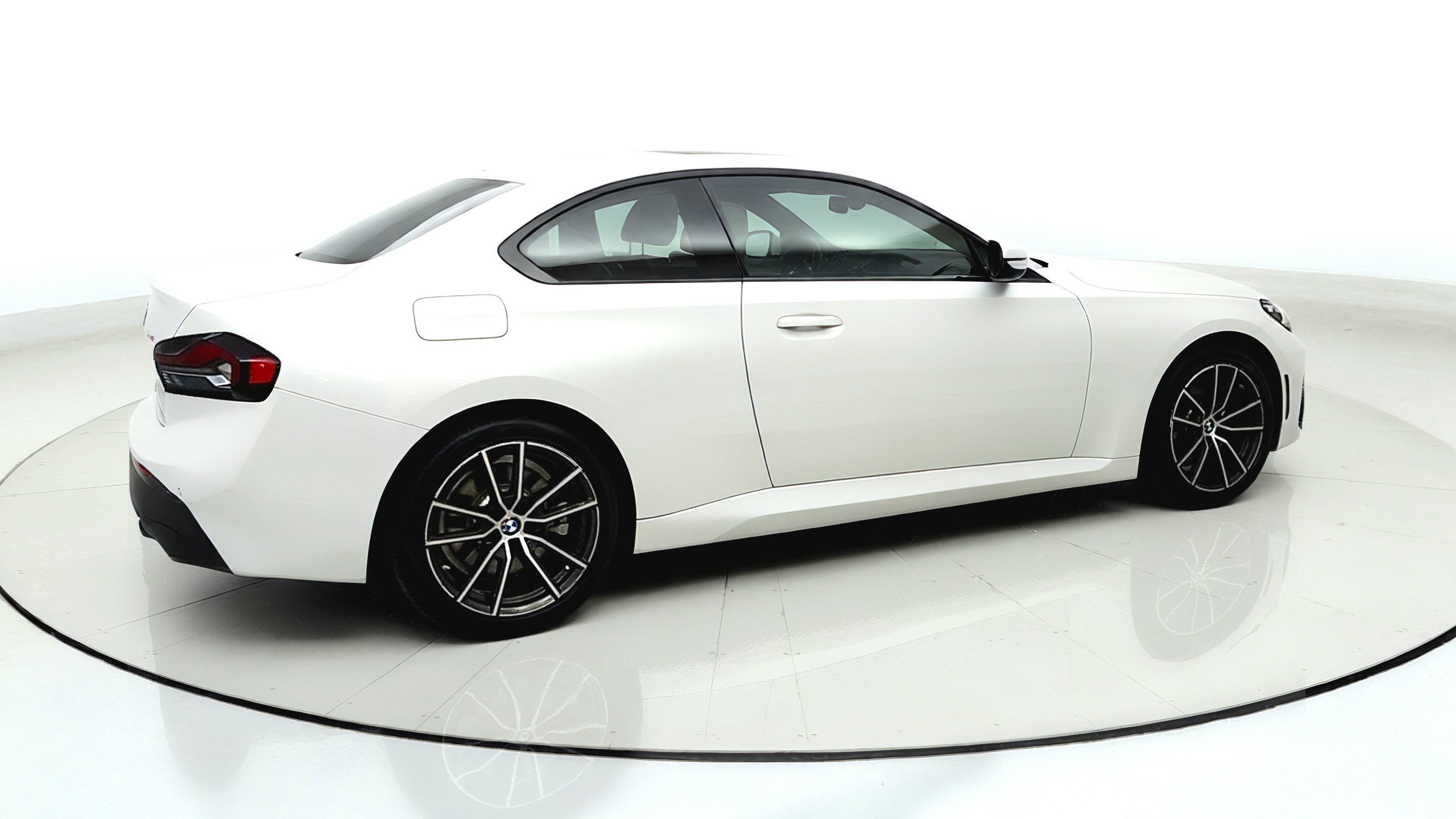 Used 2023 BMW 230i xDrive Coupe w/ Convenience Package AWD/4WD image 7