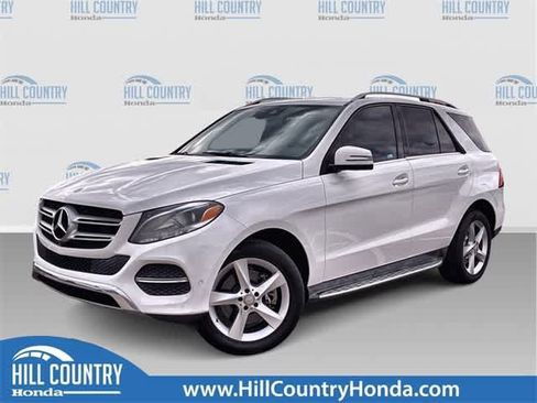 Used 2019 Mercedes-Benz GLE 400 4MATIC image 1
