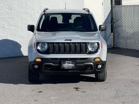 Used 2021 Jeep Renegade Sport image 3