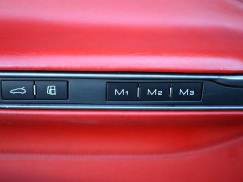 Used 2017 Ferrari GTC4Lusso AWD/4WD image 37