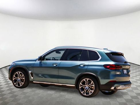 Used 2026 BMW X5 xDrive50e w/ Premium Package AWD/4WD image 8