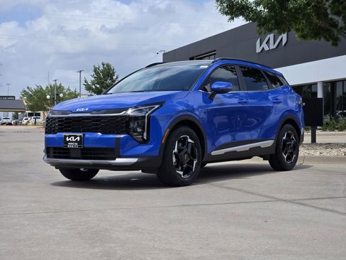 New 2026 Kia Sportage EX FWD image 2