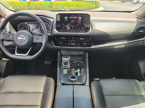 Certified 2023 Nissan Rogue SL w/ SL Premium Package AWD/4WD image 9