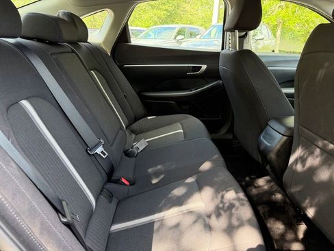 Used 2025 Hyundai Sonata SEL FWD image 8
