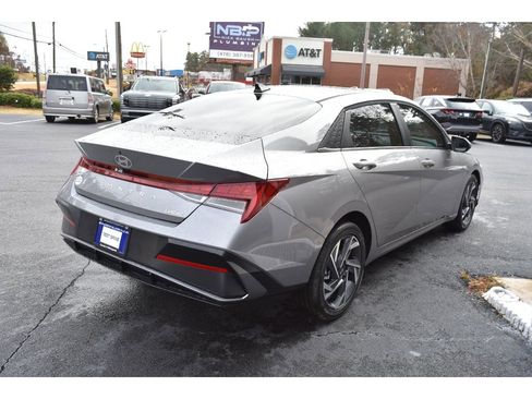 New 2026 Hyundai Elantra Limited image 5