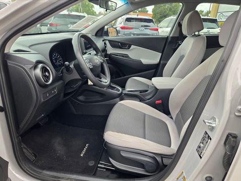 Certified 2022 Hyundai Kona SE image 27