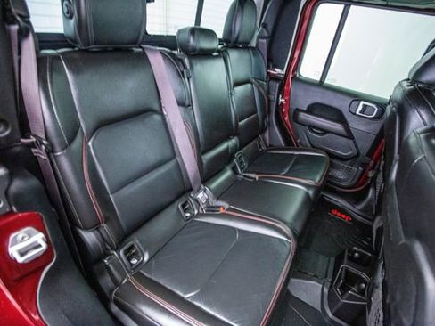 Used 2021 Jeep Gladiator Rubicon AWD/4WD image 27
