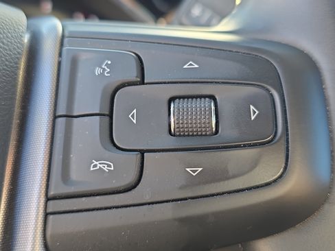 Used 2025 GMC Sierra 2500 SLE w/ SLE Convenience Package image 30