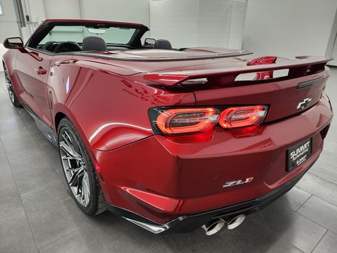 Used 2023 Chevrolet Camaro ZL1 RWD image 6