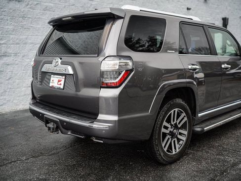 Used 2016 Toyota 4Runner Limited image 15