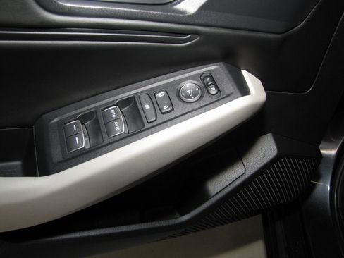 Certified 2023 Honda Accord EX image 11