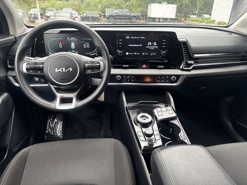 Used 2023 Kia Sportage LX image 14