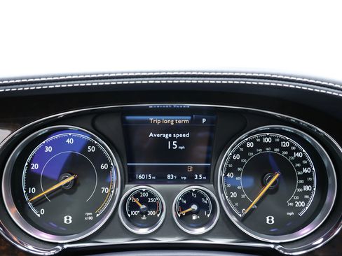 Used 2016 Bentley Flying Spur V8 AWD/4WD image 32