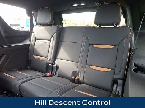 Used 2024 GMC Yukon AT4 w/ AT4 Premium Plus Package image 23