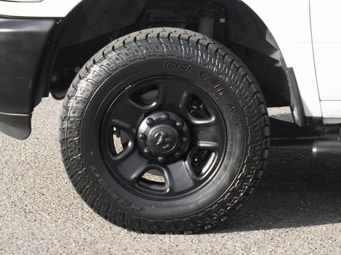 Used 2018 RAM 3500 Tradesman w/ Popular Equipment Group image 39