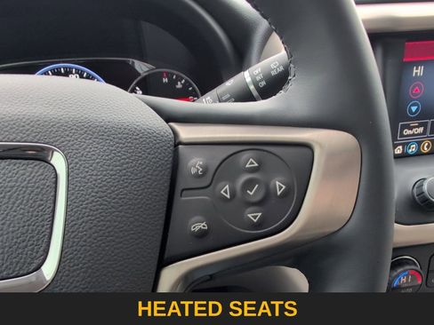 Used 2023 GMC Acadia Denali w/ Denali Ultimate Package image 18