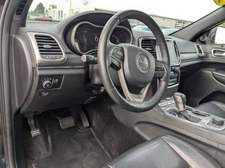 Used 2019 Jeep Grand Cherokee Limited w/ Trailer Tow Group IV AWD/4WD video 2