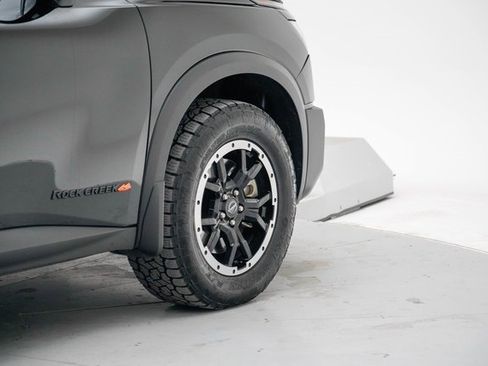 Used 2024 Nissan Pathfinder Rock Creek image 7