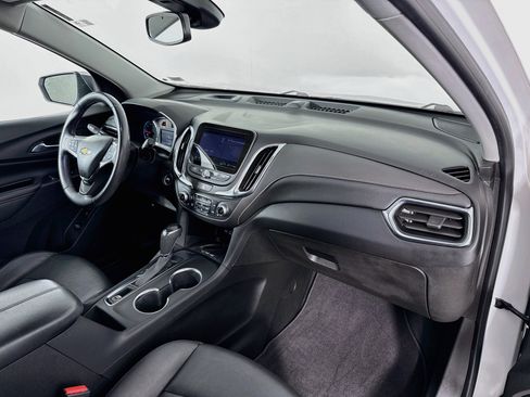 Used 2021 Chevrolet Equinox Premier FWD image 27