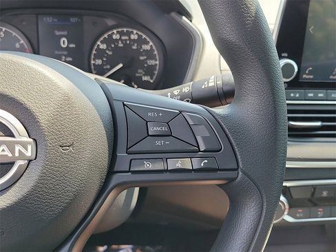 New 2025 Nissan Altima 2.5 S image 7