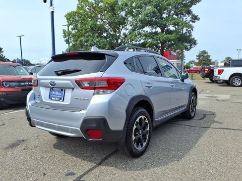 Used 2021 Subaru Crosstrek 2.0i Premium w/ Moonroof Package AWD/4WD image 5
