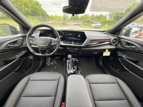 New 2026 Chevrolet Trax RS FWD image 23