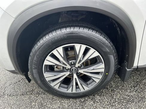 Certified 2023 Nissan Rogue SV w/ SV Premium B Package AWD/4WD image 10