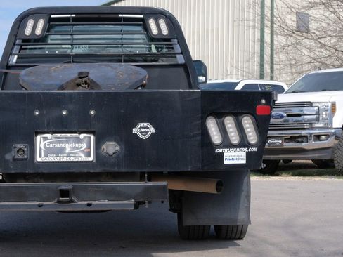 Used 2021 Ford F550 4x4 Crew Cab Super Duty w/ Power Equipment Group image 63