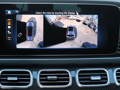 Certified 2025 Mercedes-Benz GLS 63 AMG 4MATIC image 18