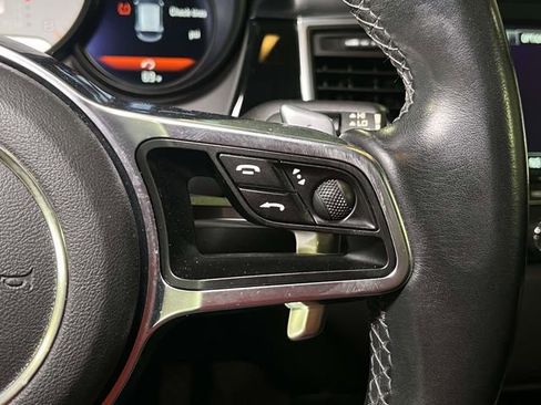 Used 2015 Porsche Macan S AWD/4WD image 40