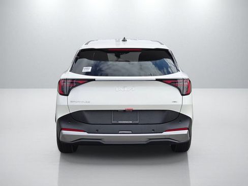 New 2026 Kia Sportage LX FWD image 5
